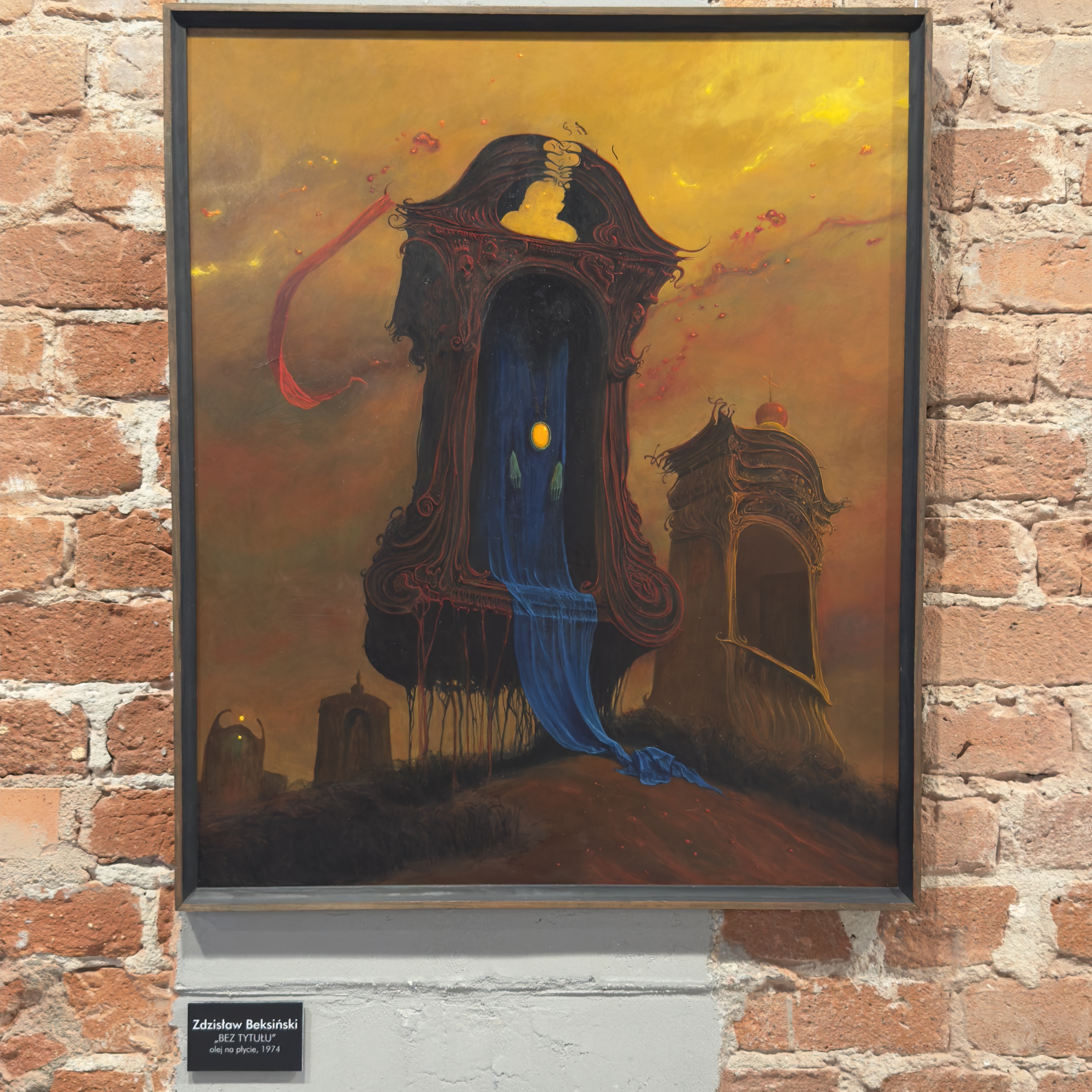Beksiński at the Museum of Fantasy Art in Warsaw, photo 3 of 12