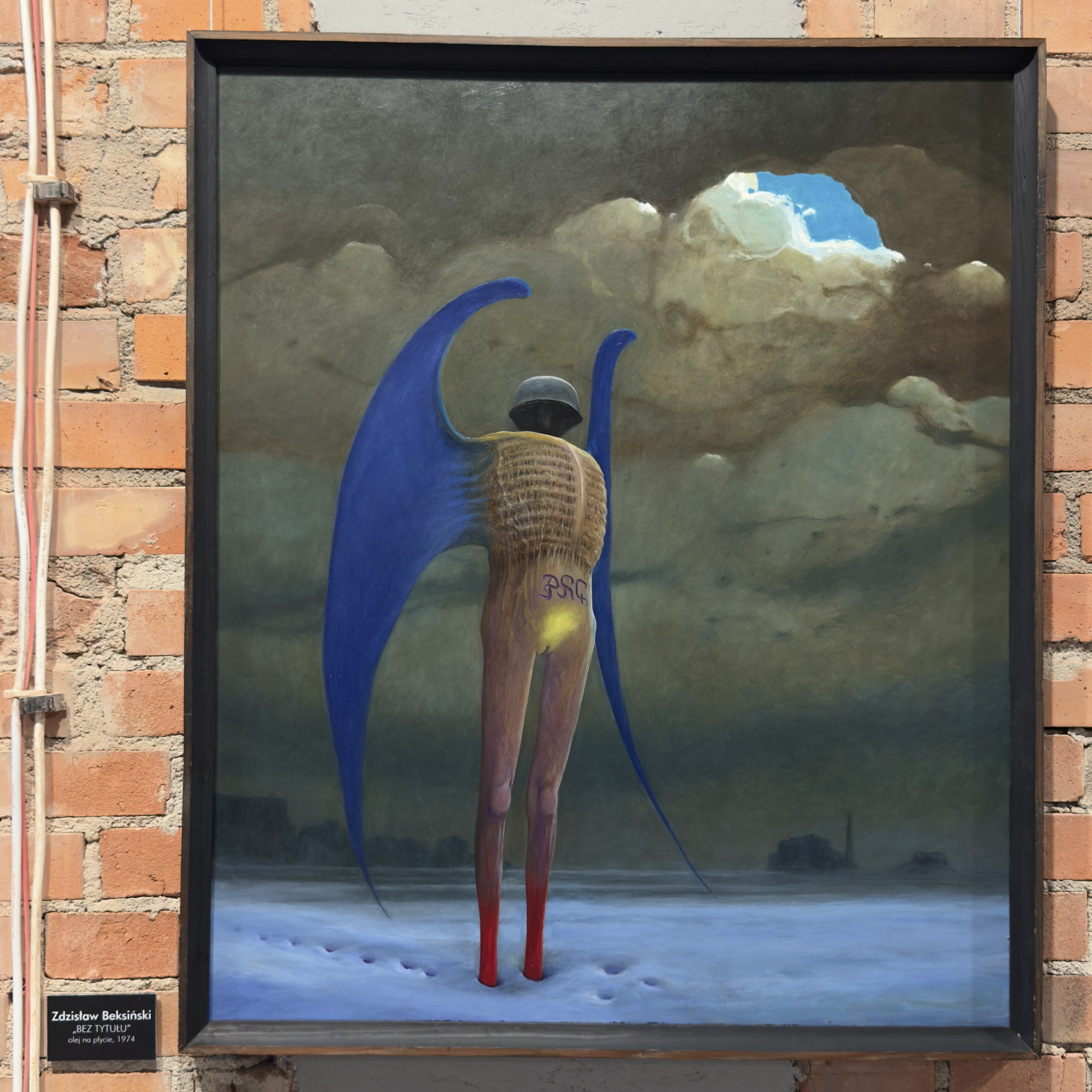 Beksiński at the Museum of Fantasy Art in Warsaw, photo 6 of 12