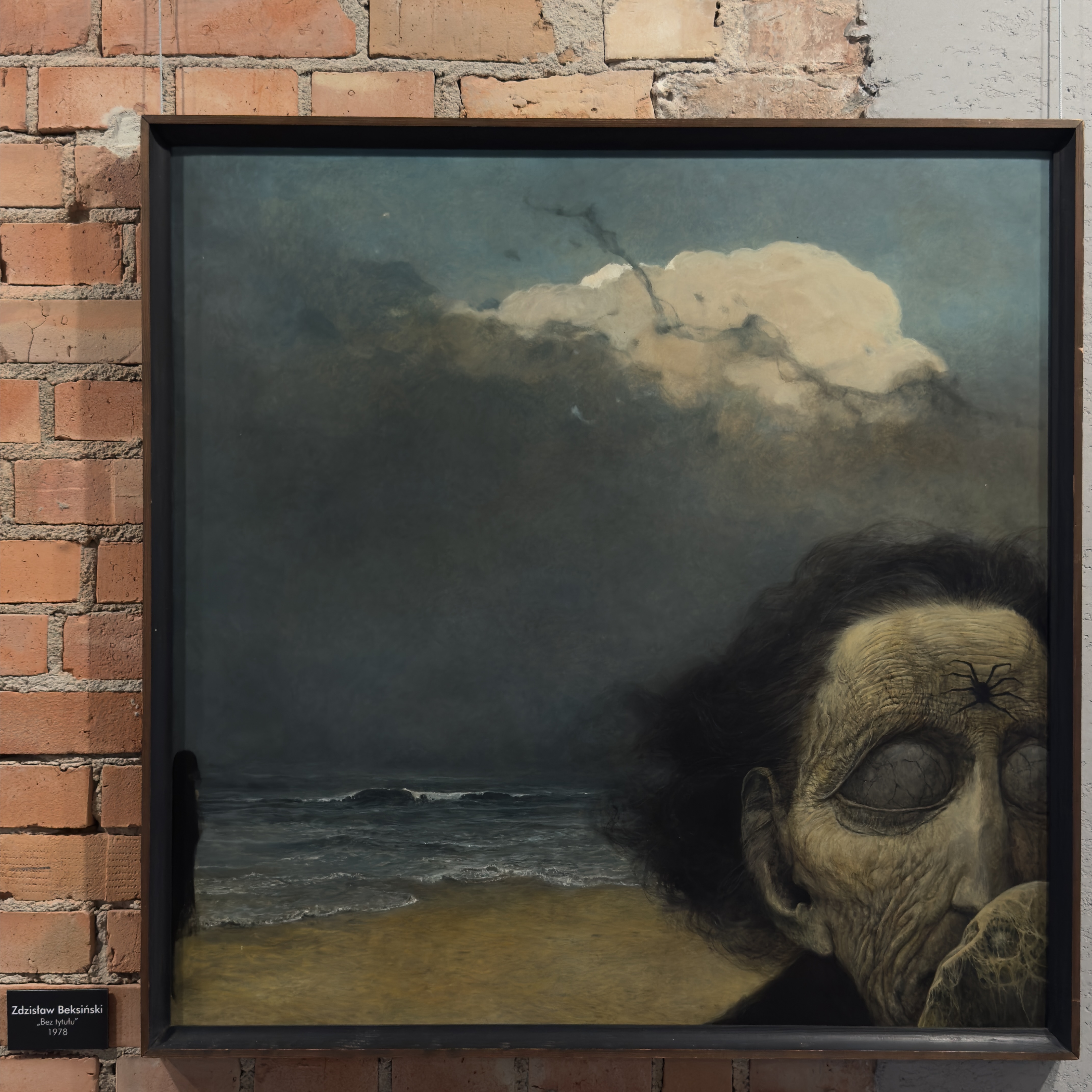 Beksiński at the Museum of Fantasy Art in Warsaw, photo 7 of 12